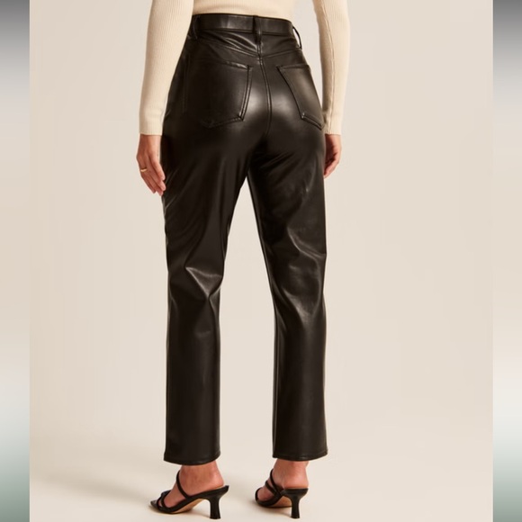 Abercrombie & Fitch Black Vegan Leather Ankle Straight Ultra High Rise Size 29 - Picture 4 of 9